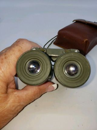 Vintage Carl Zeiss Binocular In Leather Case Signed Jena Army Green Color. 4