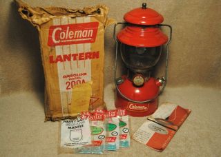 Vintage Coleman Gasoline Lantern Model 200a And Box