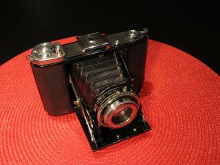 Vintage Zeiss Ikon Ikonta 521/16 Medium Format Film Folding Camera -