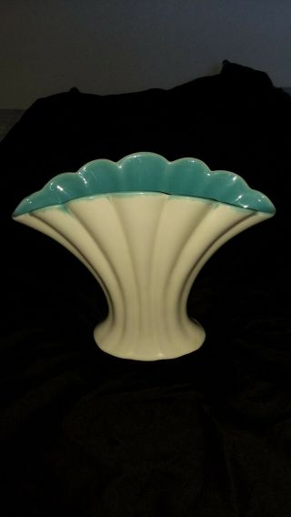 Vintage Gladding Mcbean Catalina Pottery Fan Vase C310 Ivory And Turquoise