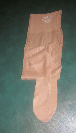 6 Pair Vintage 10 1/2 X 34 & 35 " Beige Outsize Plus Size Seamed Nylon Stockings