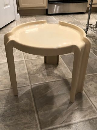 Vintage 1970s Kartell Mid Century Modern Giotto Stoppino Table 16x18 4
