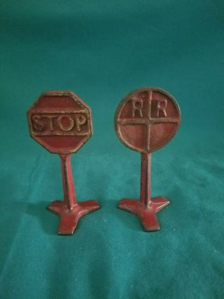 2 - Vintage 1930s Arcade Cast Iron Stop & Rr Crossing Signs Toys Hobbies Antique