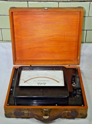 Antique/ Vintage Triplett Corp Bluffton Ohio D.  C.  Microamperes W/ Wooden Case