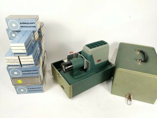 Vintage Argus 300 Automatic 35mm Slide Changer Projector With 20 Magazines