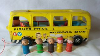 Vintage 1962 Fisher Price Little People Safety School Bus 990 5 People Wood Base
