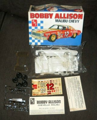 Vintage Amt 1/25 Scale Bobby Allison Malibu Chevy Nascar Model Kit T373