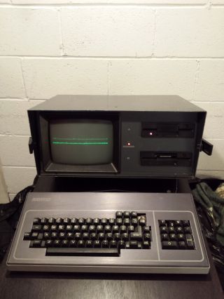 Vintage Kaypro 4 Portable Computer With Keyboard,  Power Cord Parts/repair