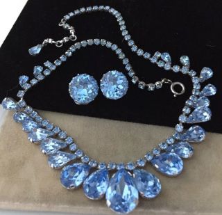 Vintage Art Deco Sparkling Topaz Blue Crystal Necklace & Earrings Set