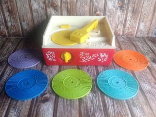 Fisher Price Music Box Record Player Includes 5 Records Vintage 1