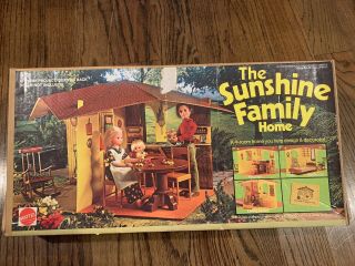 Vintage 1974 Mattel The Sunshine Family Home - All Furniture And Box