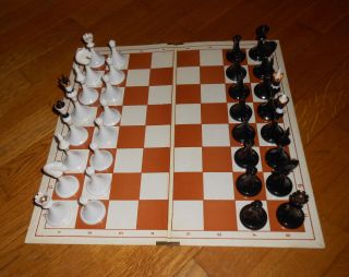 RARE Russian vintage Soviet USSR plastic chess set and board 5