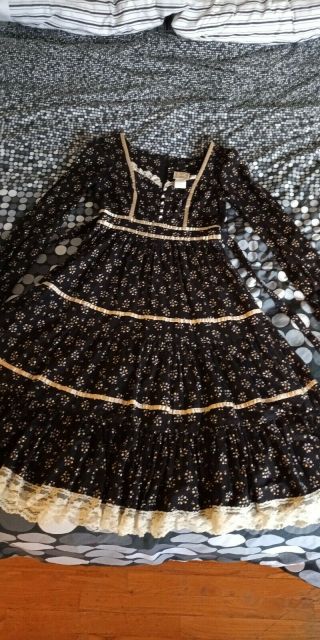 Gunne Sax Black Floral Prairie Dress Vintage 70 