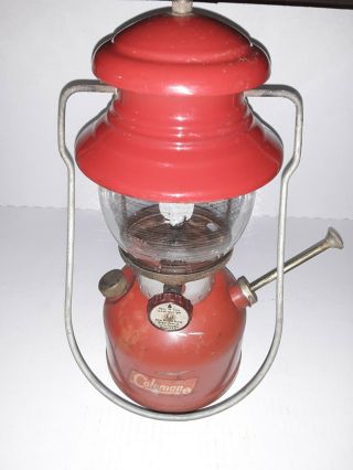 Vintage Red Coleman Model 200a Single Mantel Lantern 1 1963 Pyrex Globe