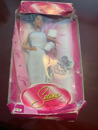 1997 Selena Quintanilla Perez - The Limited Edition Doll - Silver Gown