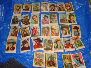 32 Old Vintage Small Size Hollywood Western Movie Cow Boys Stars Color Cards