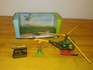 Vintage 1979 Britains Hughes 300c Helicopter 1:32 Scale With