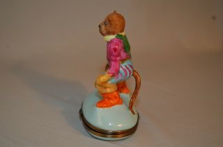 Vintage Limoges French Figural Trinket Box – Cat with Old English Clothes 3