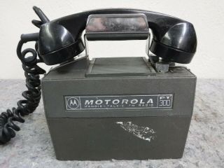 Vintage Motorola PT - 300 Handie Talkie FM Portable Lunchbox Radio Phone 4