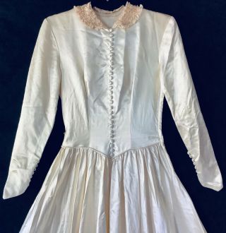 Vtg 40s 50s Ivory Satin Princess full skirt trained wedding dress bridal gown XS 2