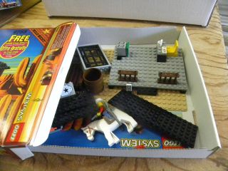 Lego System 1996 Wild West 6755 Sheriff ' s Lock - Up w box and instructions cs 3