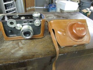 Argus C3 Camera 1955 Vintage 50m Color - Matic W/coated Cintar Lens & Leather Case