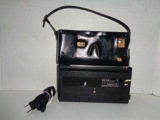 Vintage Panasonic AC/Battery AM/FM Radio.  Model RF - 728 Chord inc. 3
