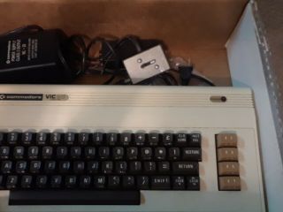 Vintage Rare Commodore VIC 20 Personal Computer MATCHING SERIAL 4