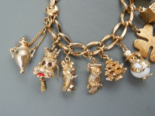 Vintage Signed Monet Loaded Chunky Charm Bracelet 15 Charms Dogs Chest Animals 2