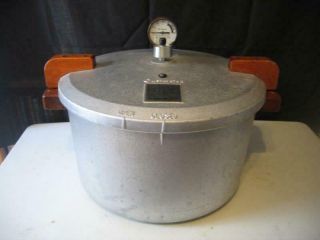 Vintage Pressure Cooker Canner 16 Quart Mac Donald 