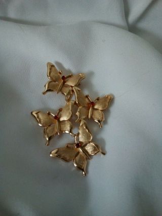 Vintage Brooch Pin Signed Trifari Butterfly Stones Gold Tone Red Jewels