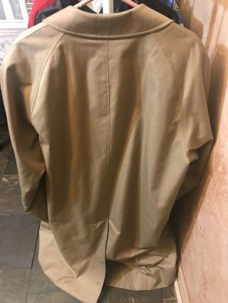 Vintage Burberry Men ' s Classic Trenchcoat With Lining Size 44 Long 5