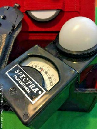 Vintage Spectra Professional Light Meter Kit 2