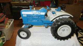 Vintage Ertl Ford 8600 Tractor 1:12 & Big blue Wagon USA 2