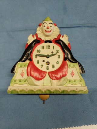 Vintage 1930s Lux Clock Mfg Usa Animated Motion Circus Clown - Seals Pendulette
