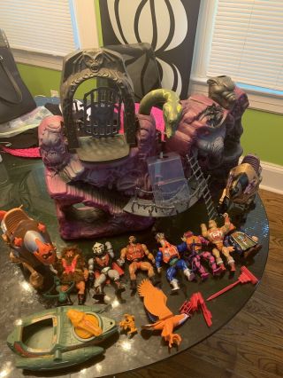 Vintage 1980’s Mattel Masters Of The Universe Snake Mountain And Figures Look