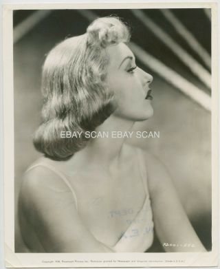 Betty Grable Gorgeous Vintage Portrait Photo 1938
