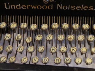 Vintage UNDERWOOD Elliot Fisher NOISELESS Black Typewriter 3