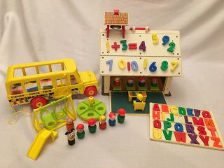 Vintage 1971 Fisher Price Play Family School House 923 With 192 School Bus