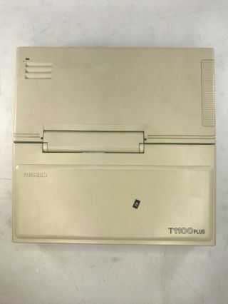 Toshiba T1100 plus portable personal computer Vintage Parts 2