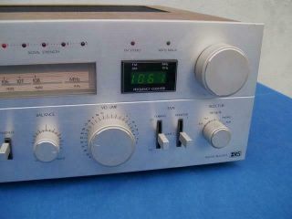 VINTAGE REALISTIC STA - 240 AM / FM STEREO RECEIVER GREAT 8