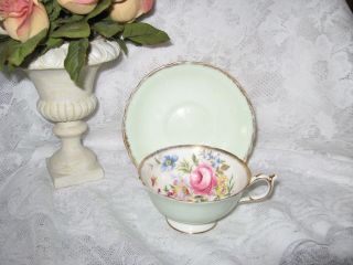 Vintage Paragon By Appointment To Her Majesty The Queen Tea Cup And Saucer.