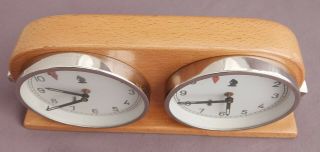 Vintage wood MOM chess clock - polished,  oiled,  adjusted & well 8