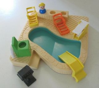 Vintage 1986 Fisher Price Swimming Pool 2526 Complete Except Table & Boy Exclt