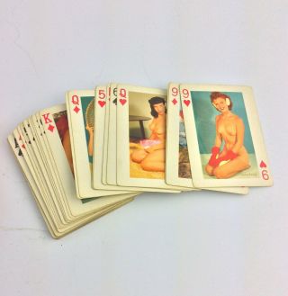 1940 ' s vintage Risque playing cards Models of all nations Betty White 2