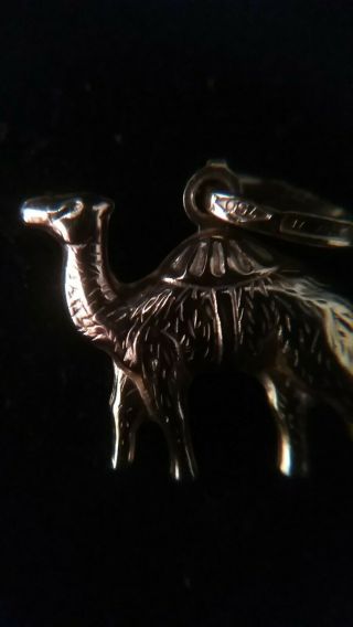 18k Gold CAMEL Charm Designer Pendant Vintage AREZZO,  ITALY 750 4