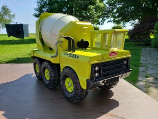 Vintage Mighty Tonka Ready Mixer Cement Truck Lime Green Metal Pressed steel 3