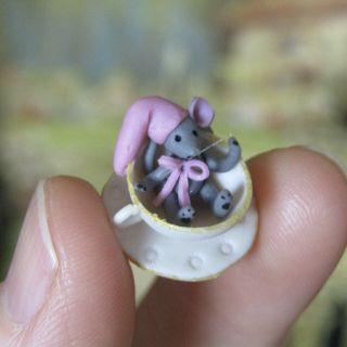 Tiny Artisan Dollhouse Alice Wonderland Dormouse Teacup Miniature Sculpted Mouse