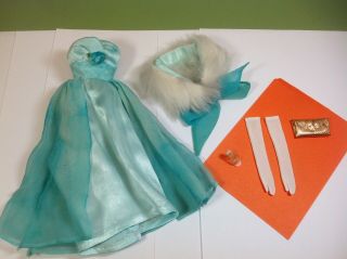 Vintage Mattel Barbie - 1666 Debutante Ball In Turquoise - 1 Glitter Oth Shoe