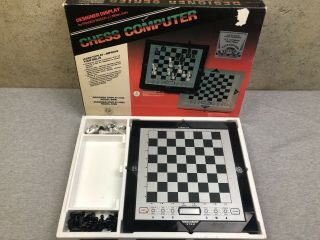 Vintage Fidelity Designer Display 2100 Model 6106 Electronic Chess Game Set